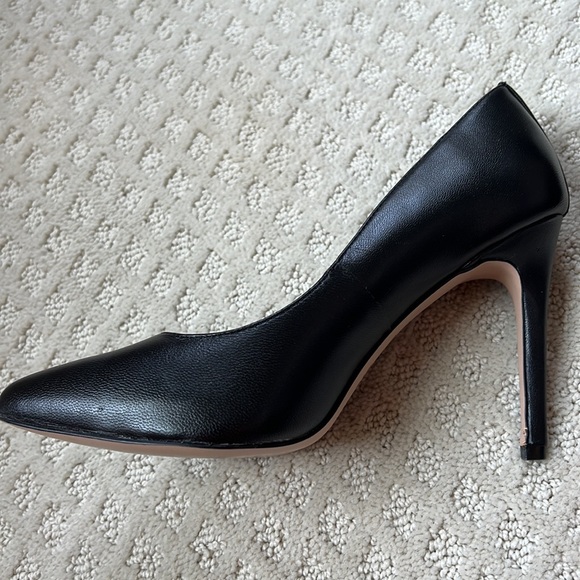 Woman’s high heel black shoe size 7.5 - Picture 7 of 13